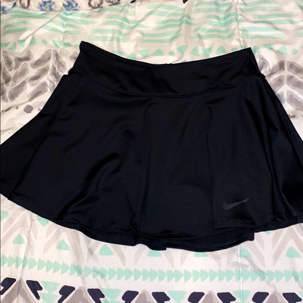 Nike black tennis skirt